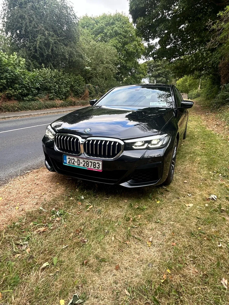 BMW 530e - Image 1