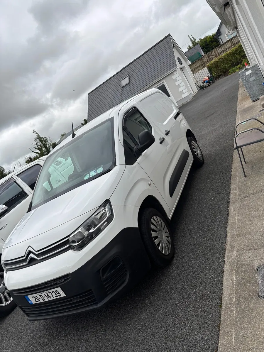 2021 Citroen Berlingo - Image 1