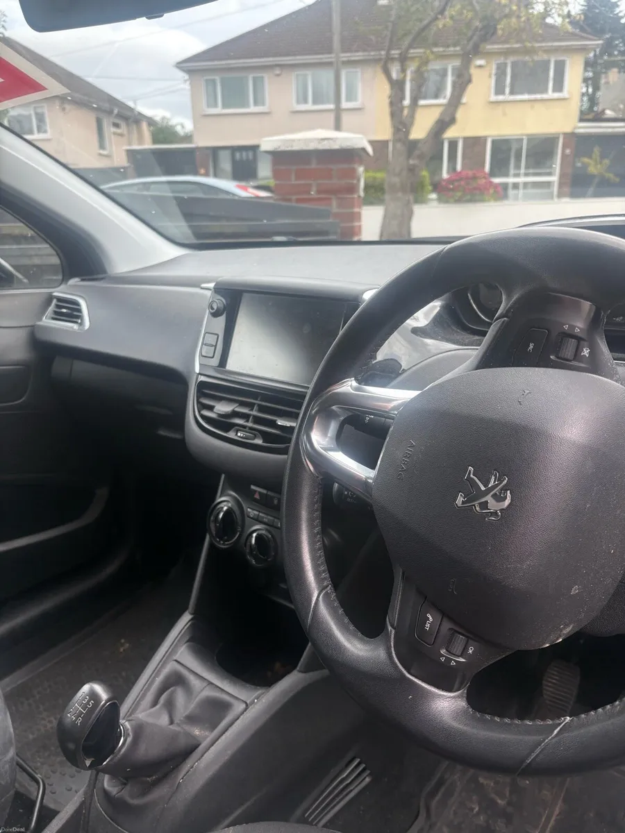 Peugeot 208 1L Petrol - Image 5