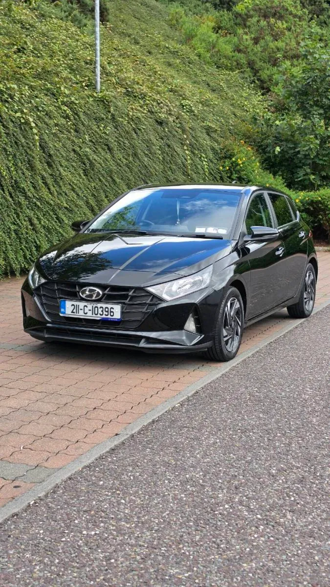 Hyundai i20 Deluxe Plus **Low Mileage** - Image 1