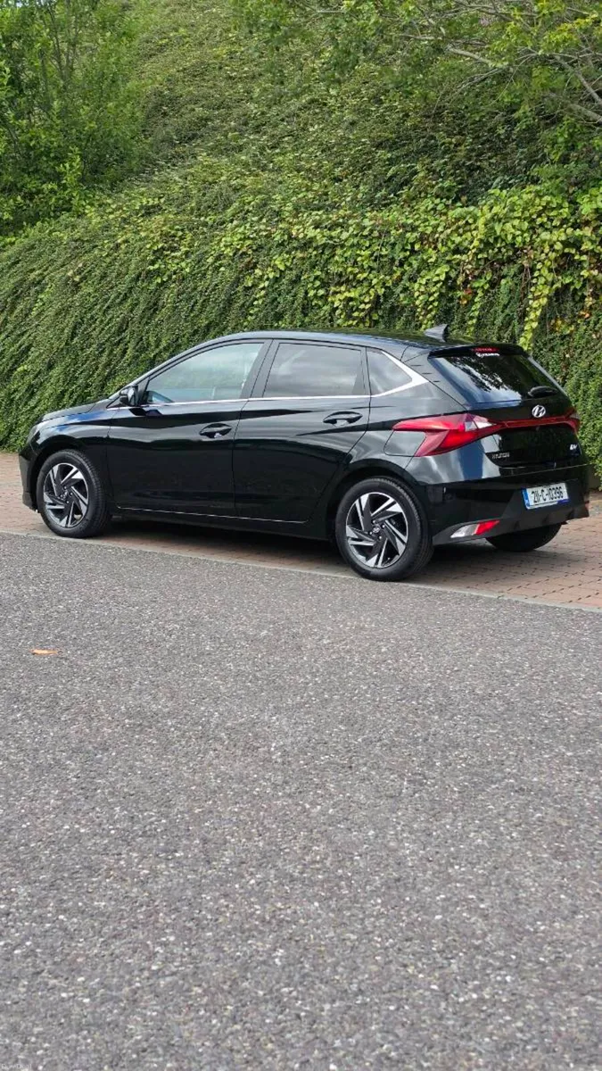 Hyundai i20 Deluxe Plus **Low Mileage** - Image 6