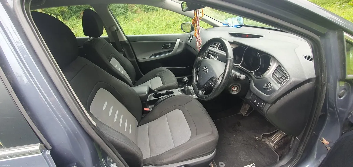 Kia Ceed 2013 Tax 12/26 Nct 04/27 - Image 3