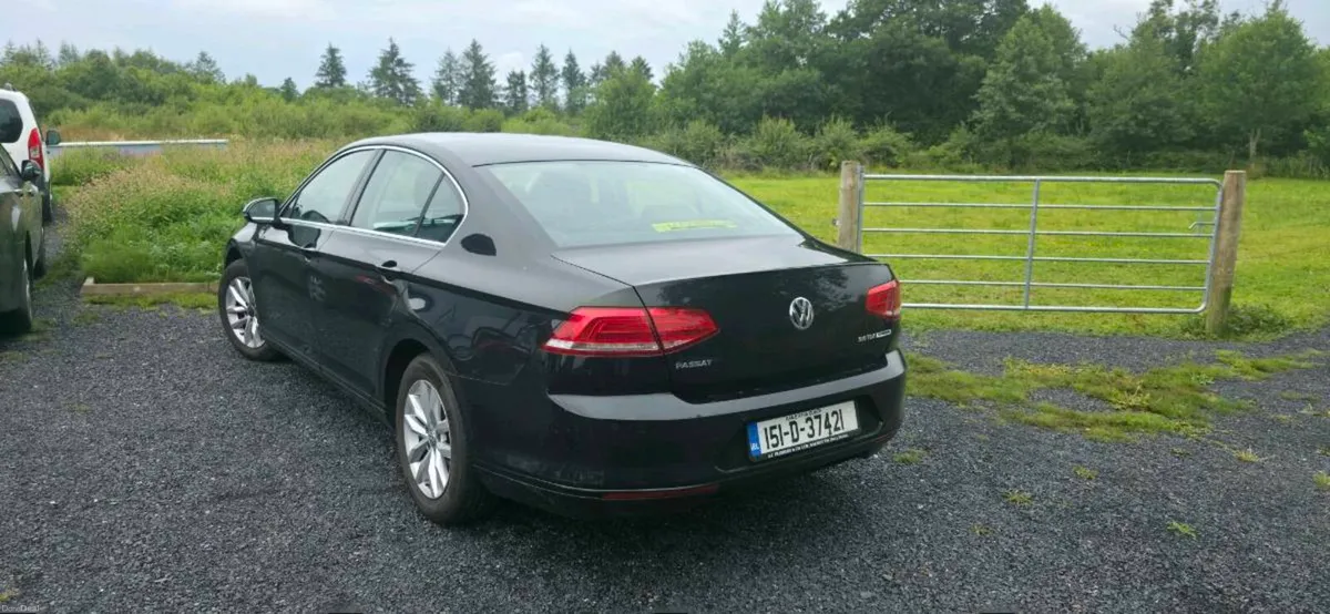 Volswagen Passat 2.0L Bluemotion - Image 3
