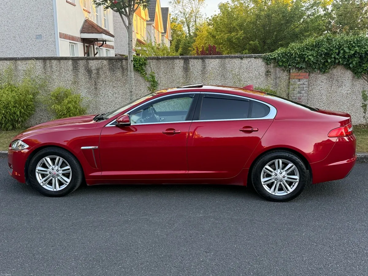 151 Jaguar XF 2.2 AUTO Massive Spec NCT 06/27 - Image 2