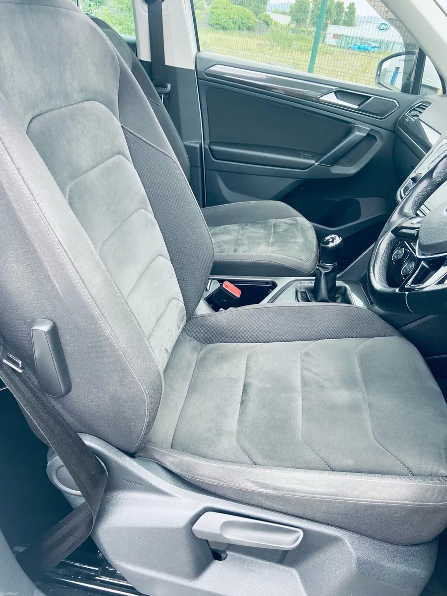 Volkswagen Tiguan R Line - Image 5