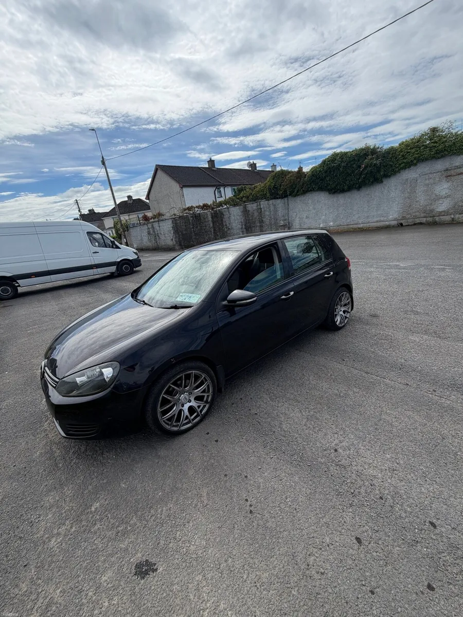 2010 Volkswagen Golf 1.6 TDI - Image 4
