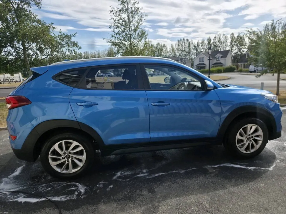 Hyundai Tuscon - Image 3
