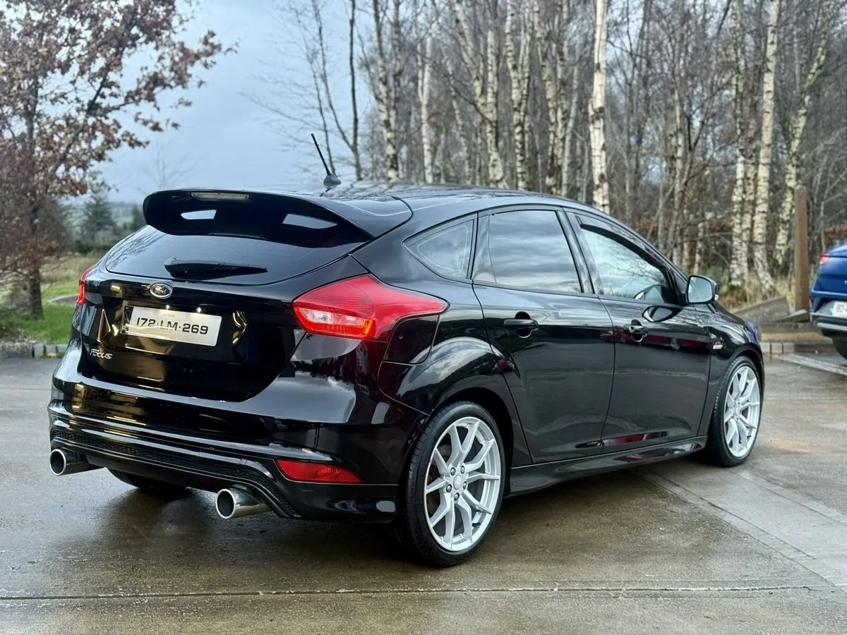 2017 Ford focus St line - Image 4