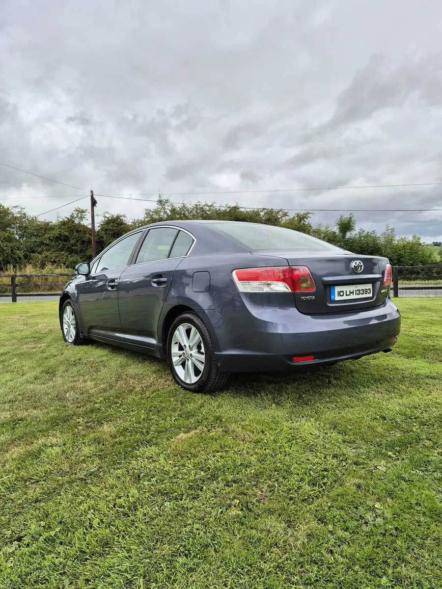 Toyota avensis - Image 4