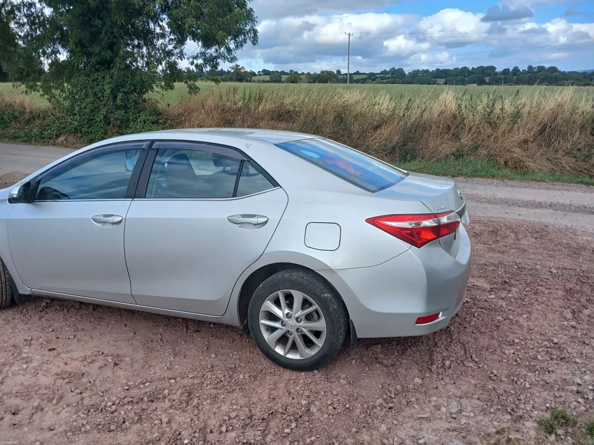 Toyota Corolla 2014 - Image 6