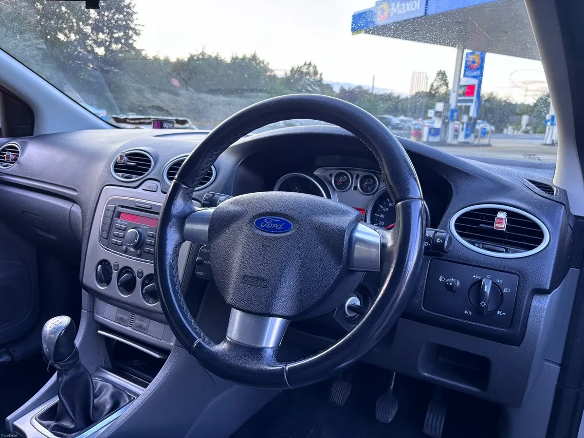 Ford focus - Image 5