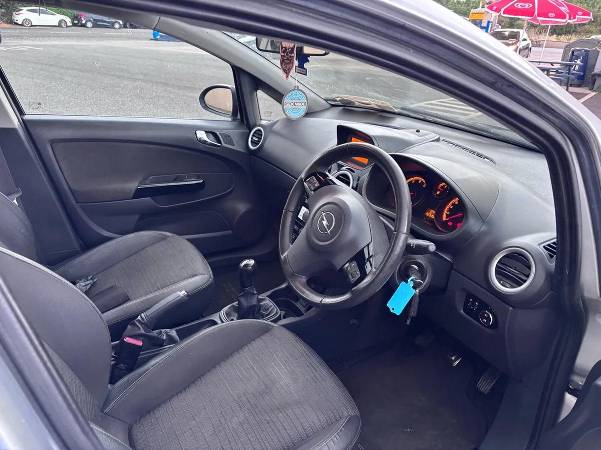 Opel corsa - Image 6