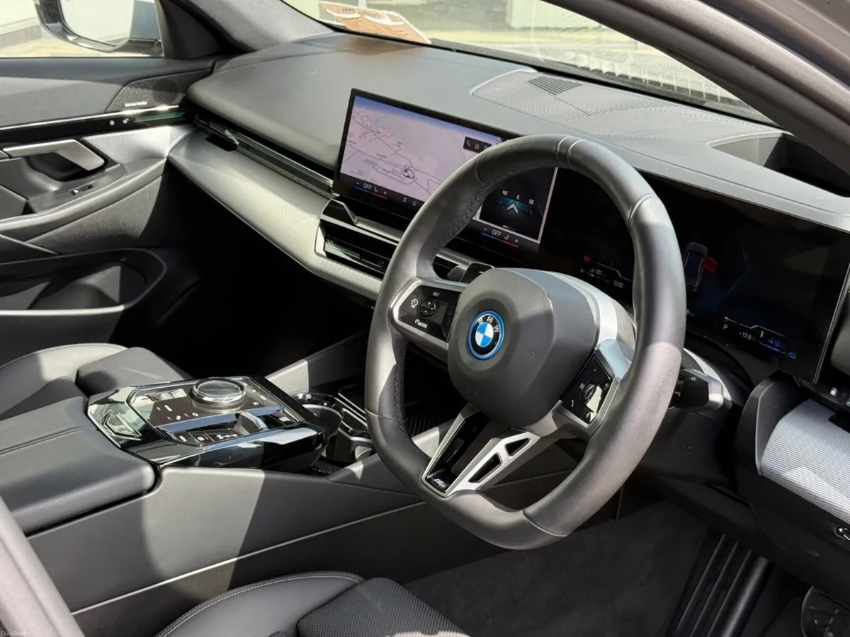 BMW 5-Series 530e M Sport Pro Saloon - Image 6