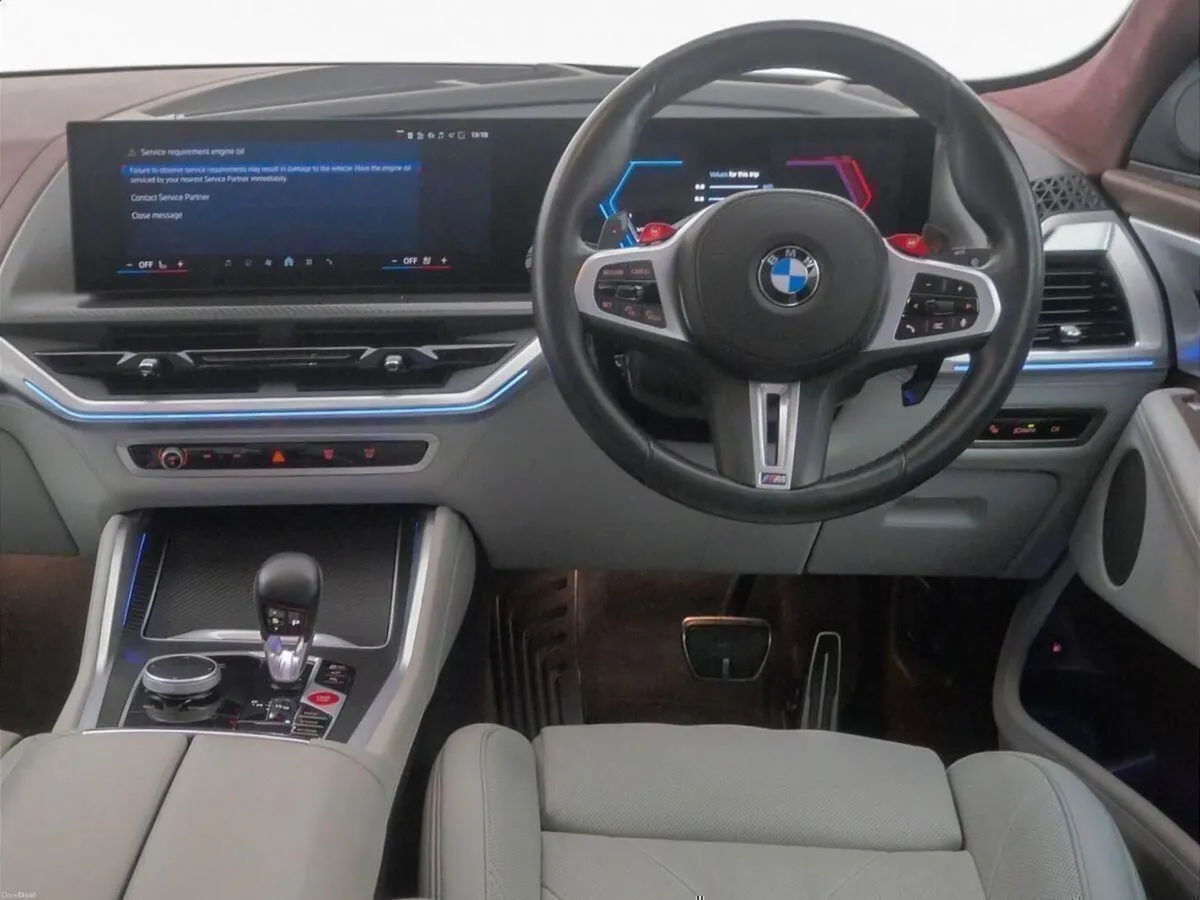 BMW XM 50e - Image 5