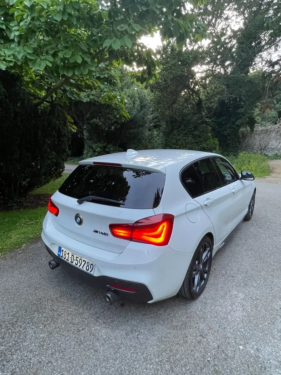 BMW M140i Shadow Edition (2018) - Image 5