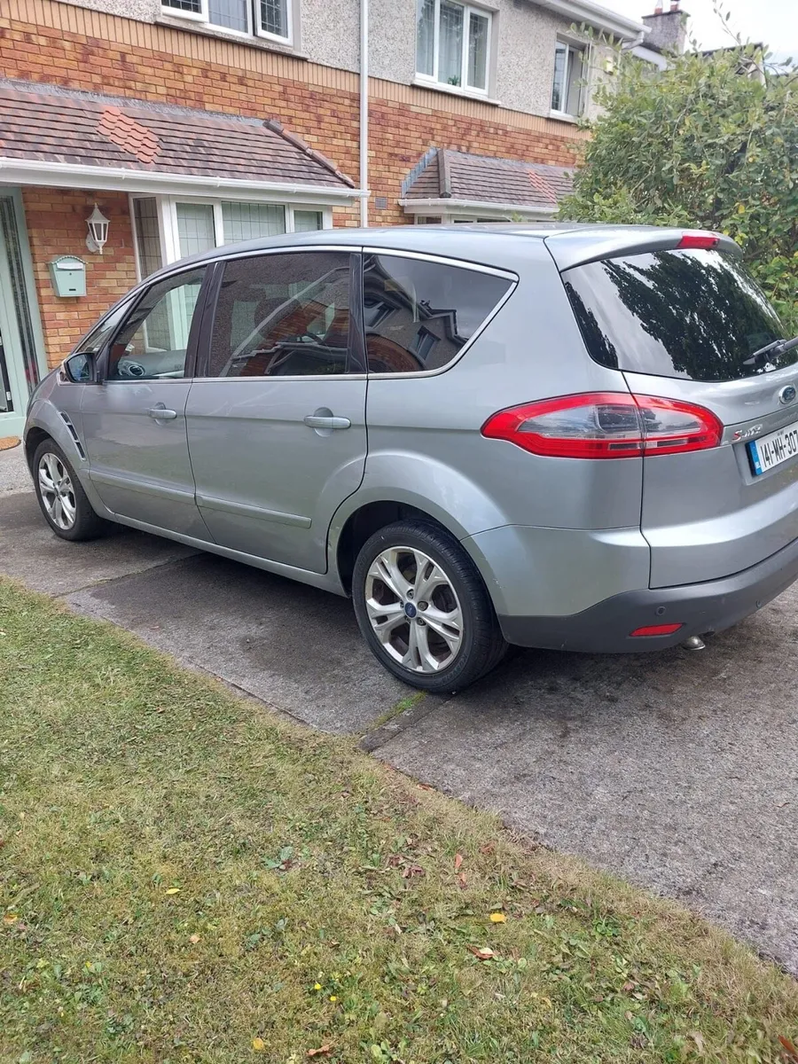 Ford S Max Titanium - Image 4
