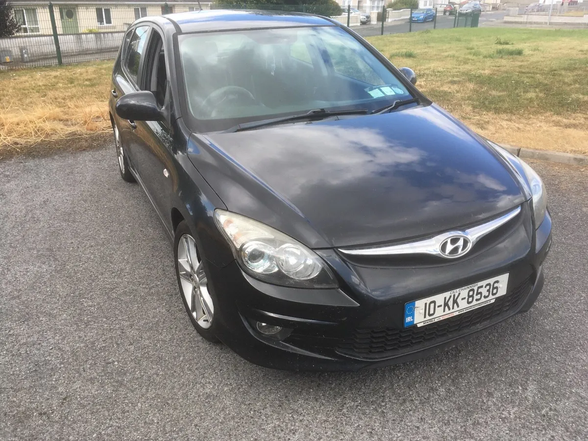 Hyundai I30 1.6 CRDI Premiumi - Image 1