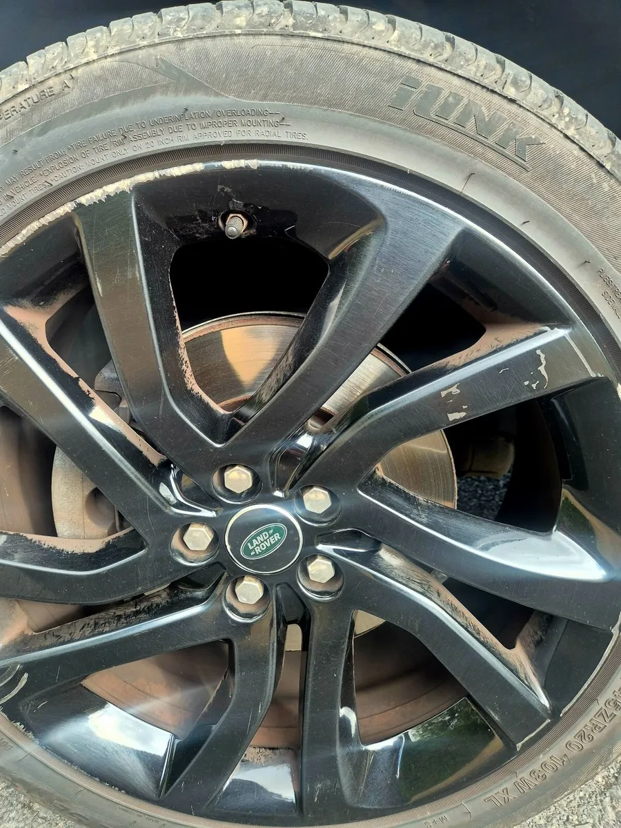 Land Rover Discovery Sport 2018 - Image 5