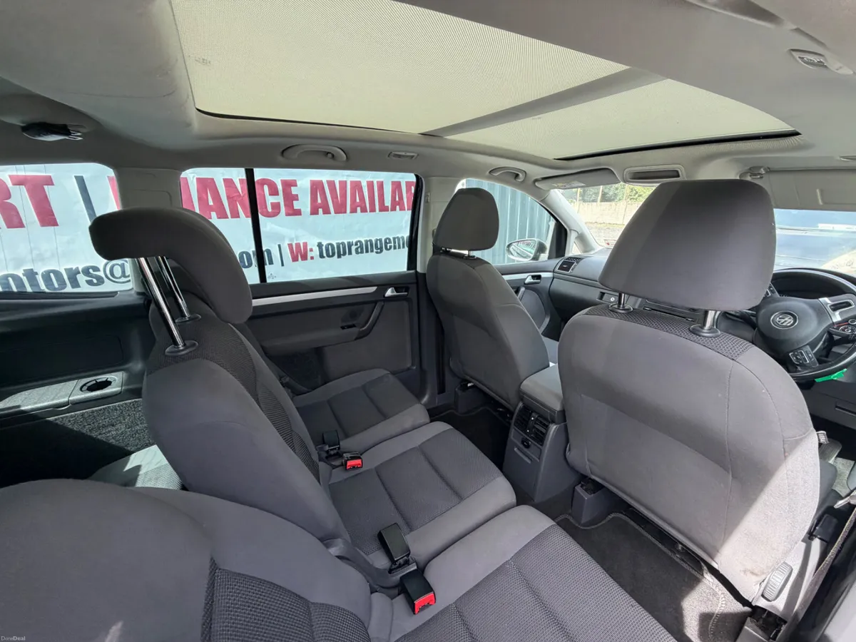 Volkswagen Touran 2015 - Image 6
