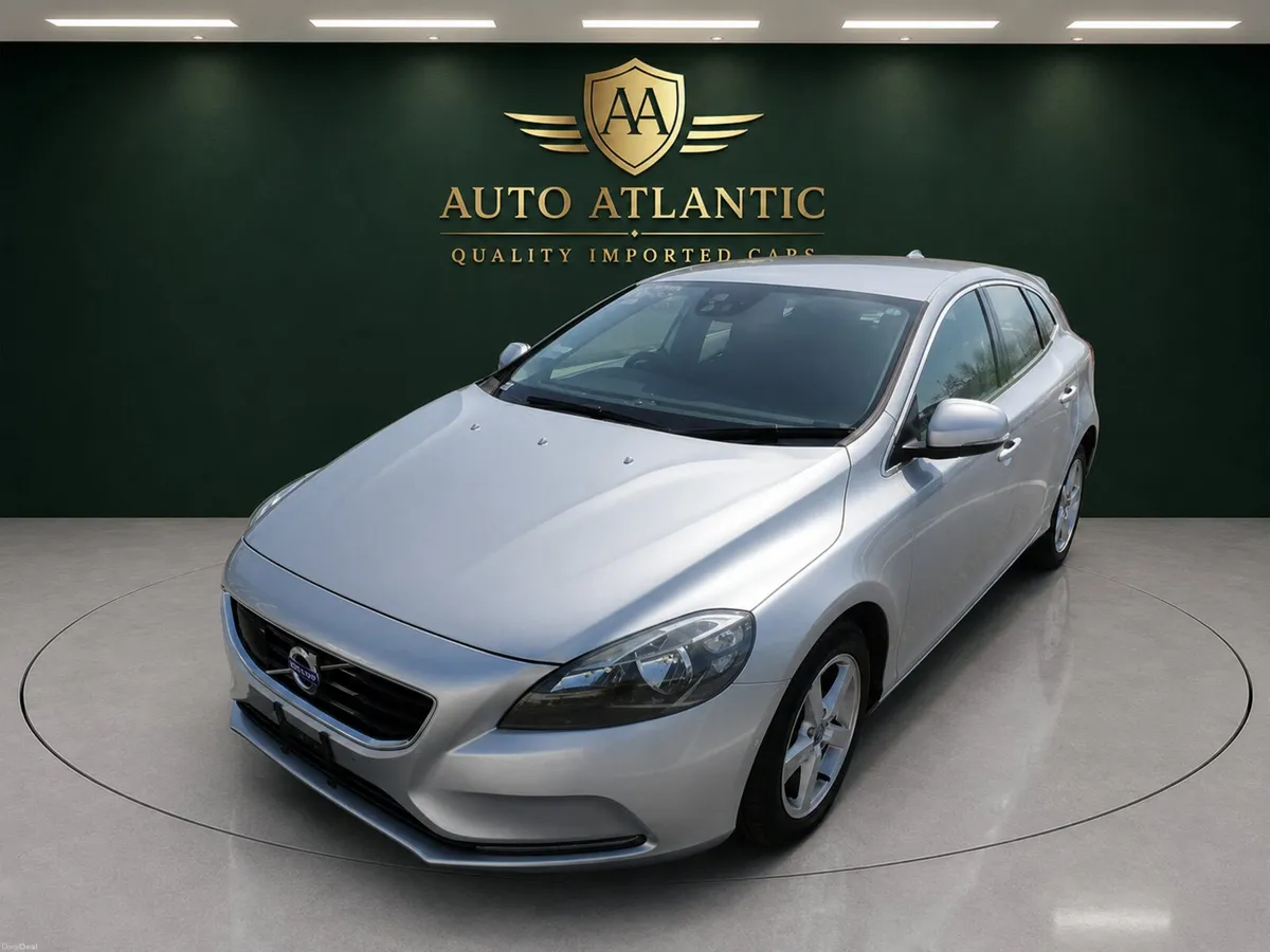 ❁ VOLVO V40 T4 ❁ AUTO ❁ Full specs ❁ Low Mileage ❁ - Image 3