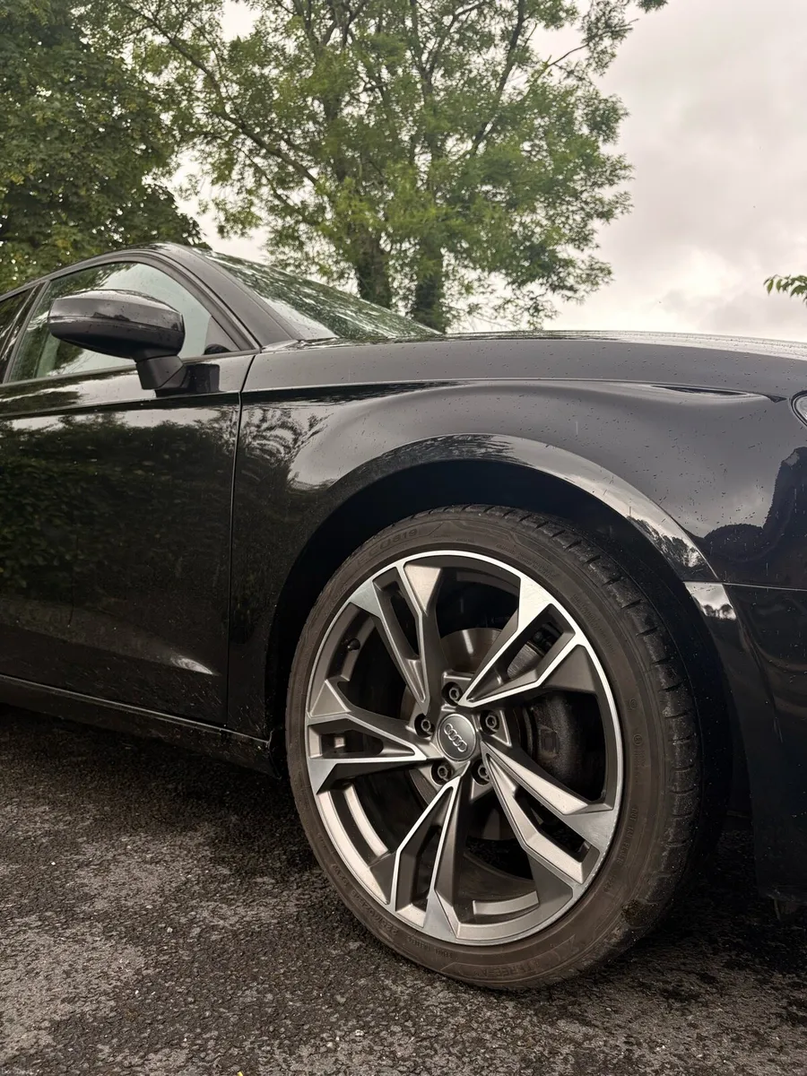 2016 AUDI A3 SE 1.6 TDI BLACK EDITION STYLING - Image 4