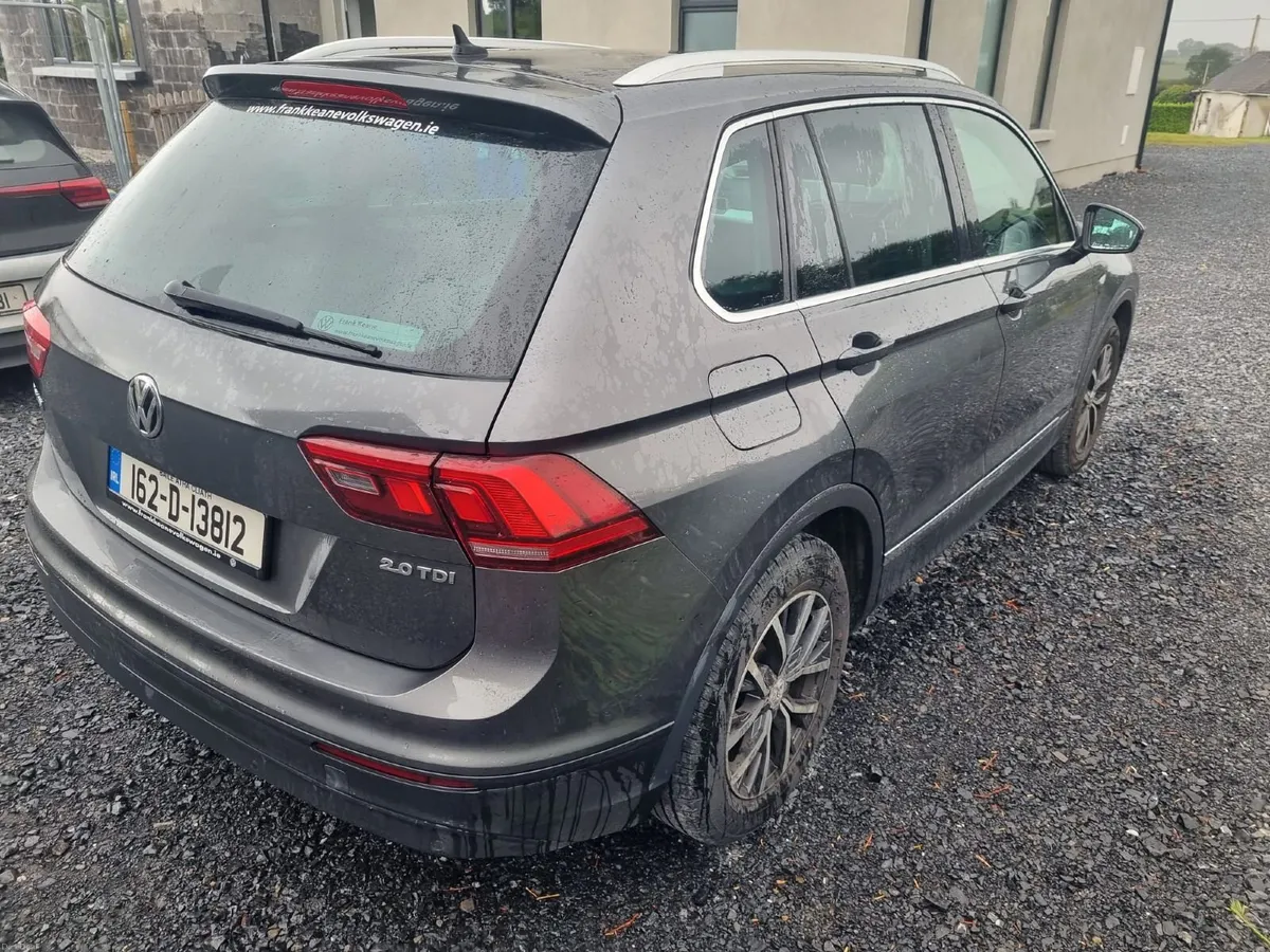 Volkswagen Tiguan 2016 - Image 4