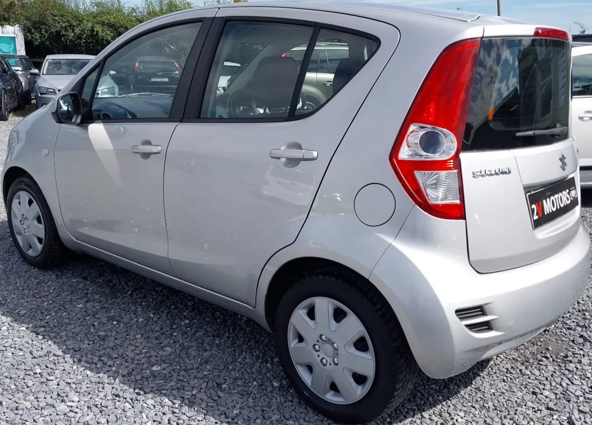 🔵 Suzuki Splash 1.0 PETROL 4DR - Image 3