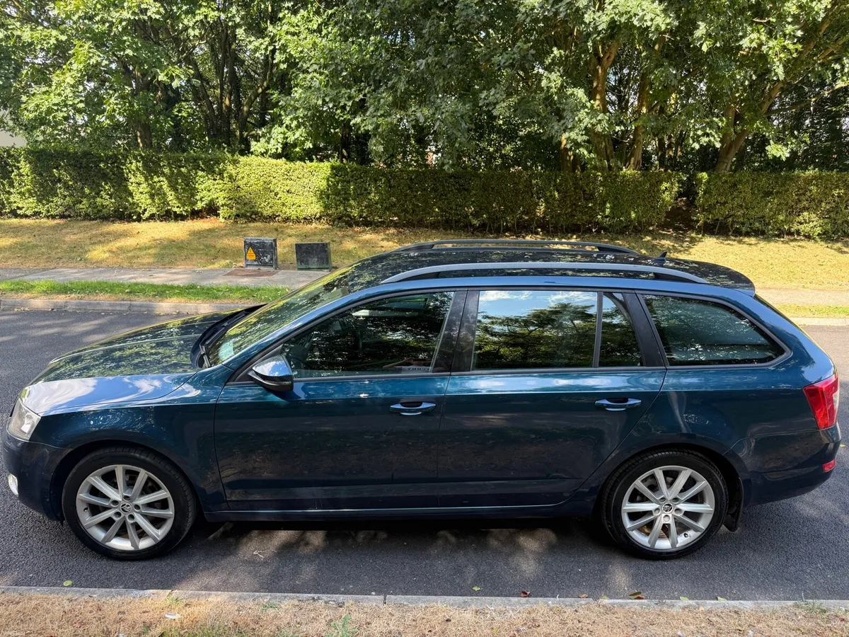 New NCT Today, DSG AUTOMATIC OCTAVIA,TOP SPEC 😎 - Image 4