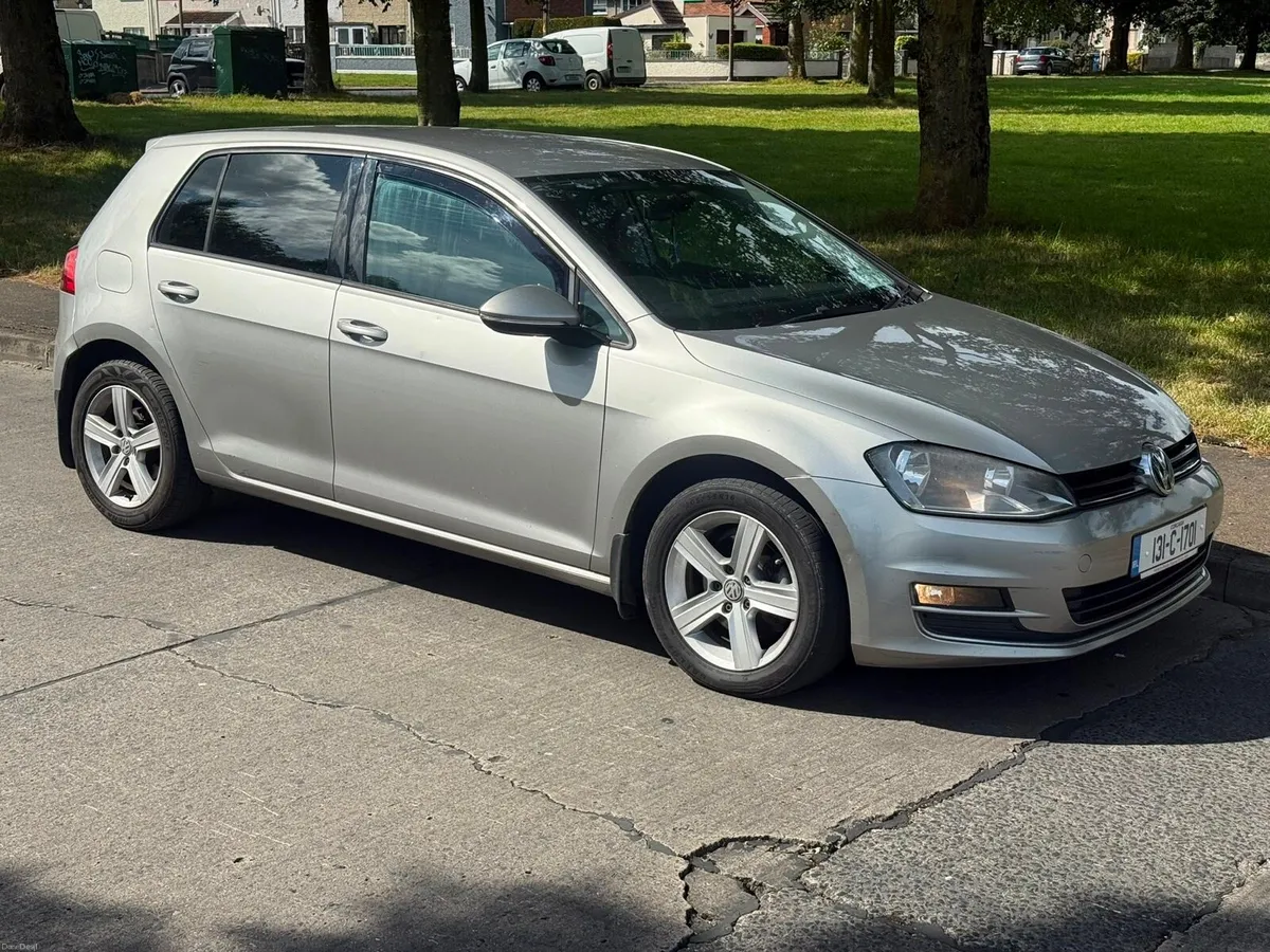 Volkswagen golf - Image 3