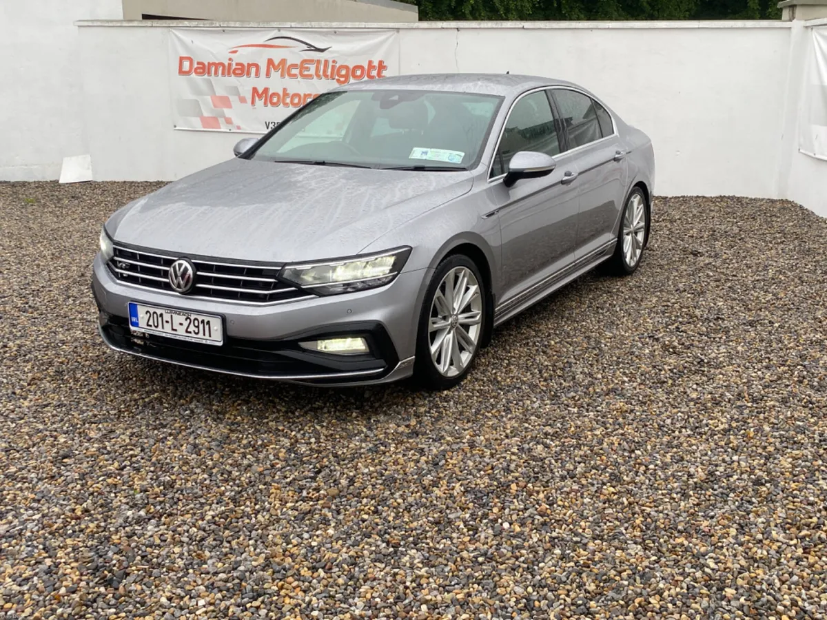2020 Volkswagen Passat R-Line - Image 3