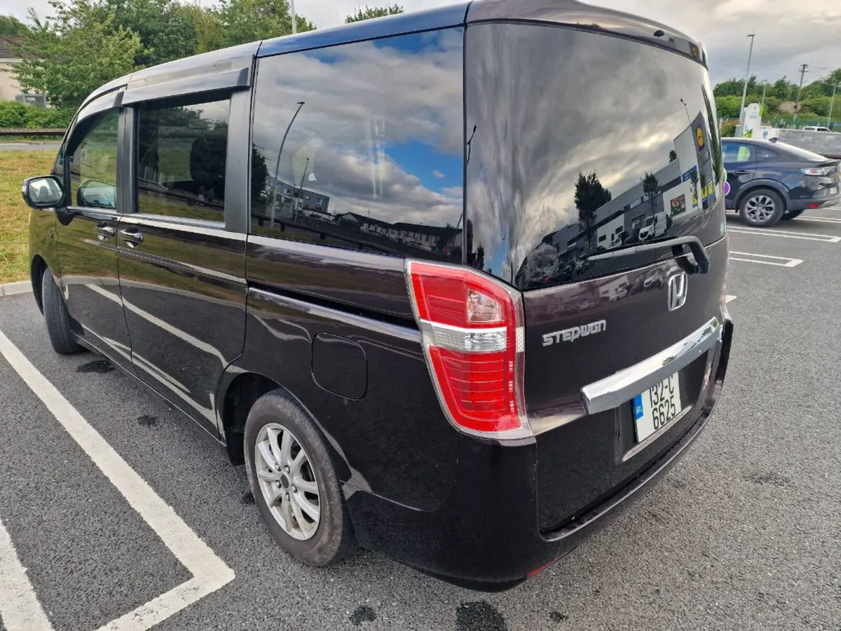 2013 Honda Stepwagon 2.0L Automatic 105k km 8seats - Image 3
