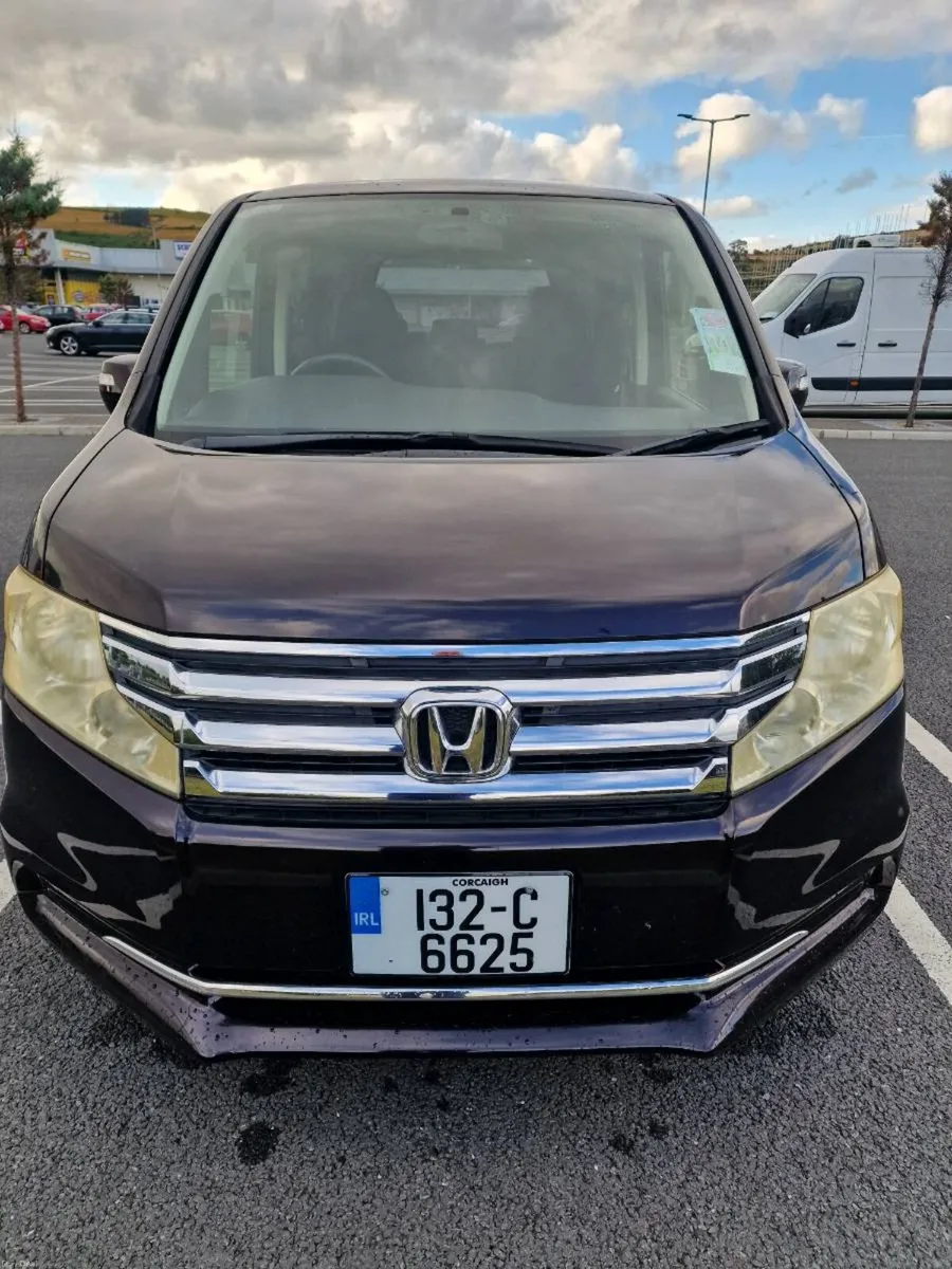 2013 Honda Stepwagon 2.0L Automatic 105k km 8seats - Image 6