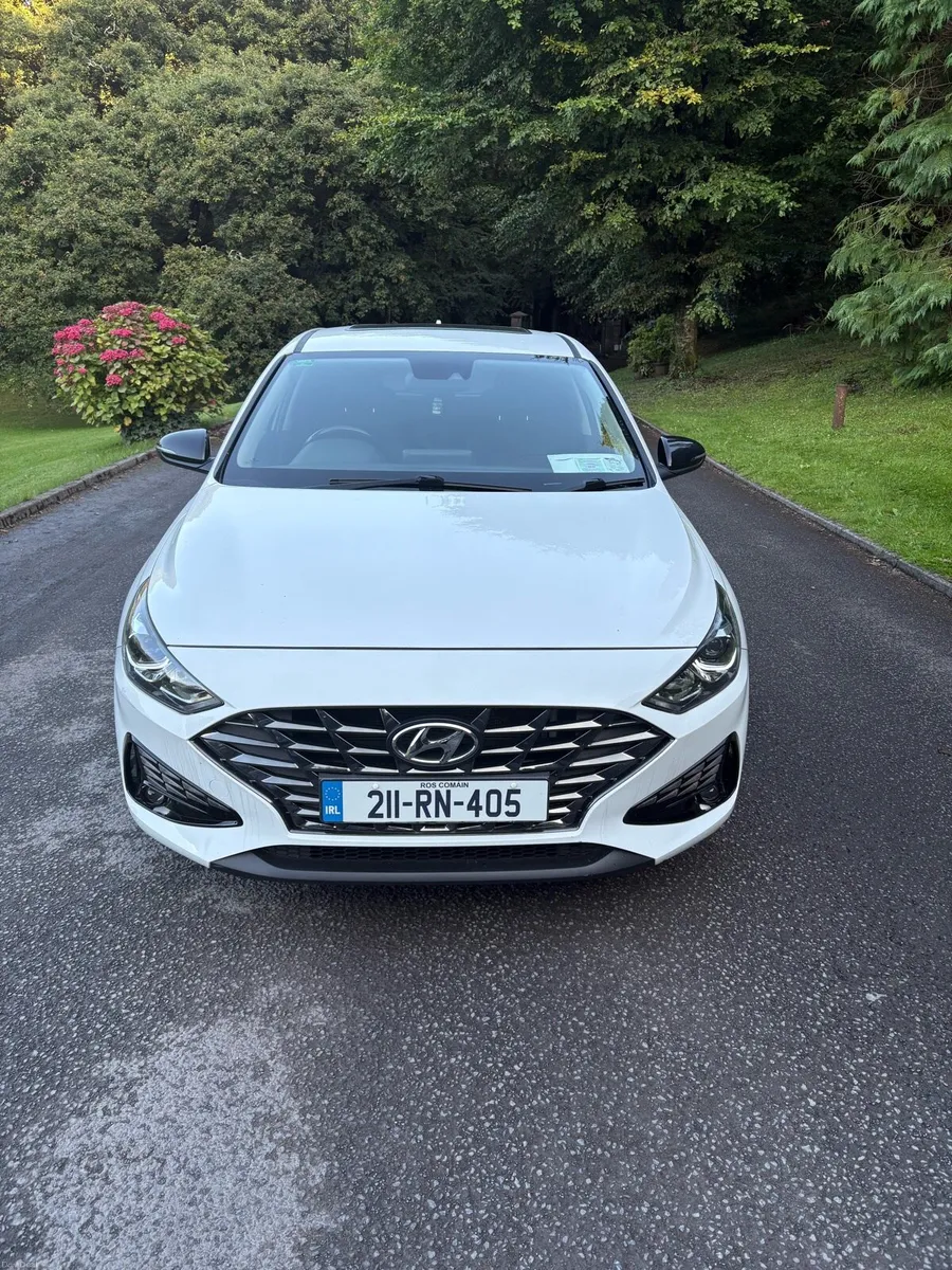 2021 HYUNDAI I30 1.6 CRDi DELUXE MODEL NCT&TAX - Image 2