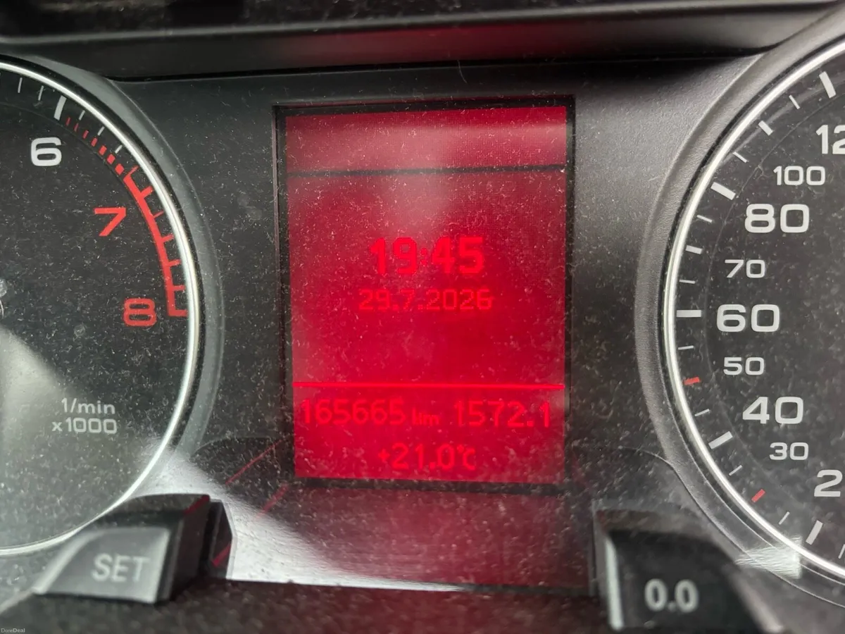 Audi A4 1.8 TFSI ONE OWNER - Image 5