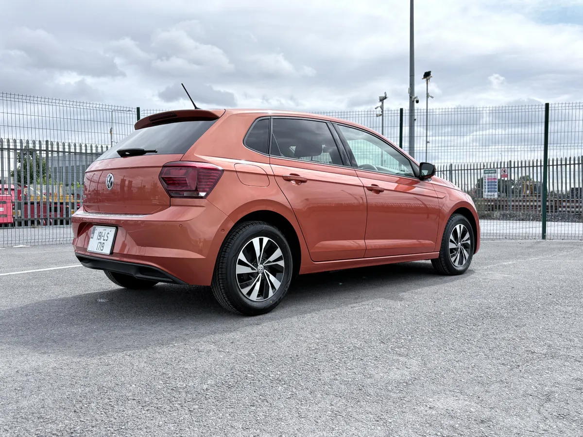 2019 VW Polo Comfortline Automatic – 68,000 km - Image 5