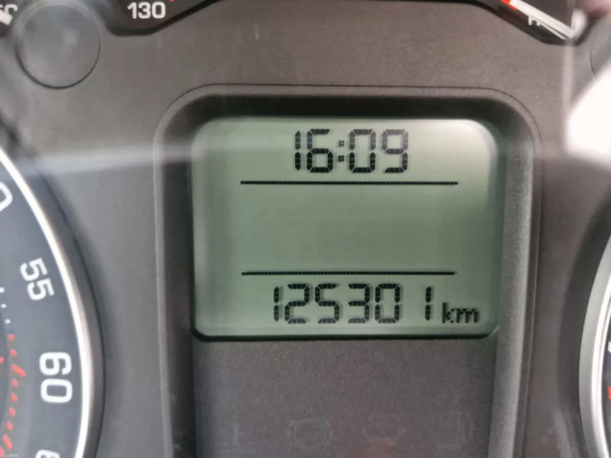 Skoda Octavia 2008 - Image 2