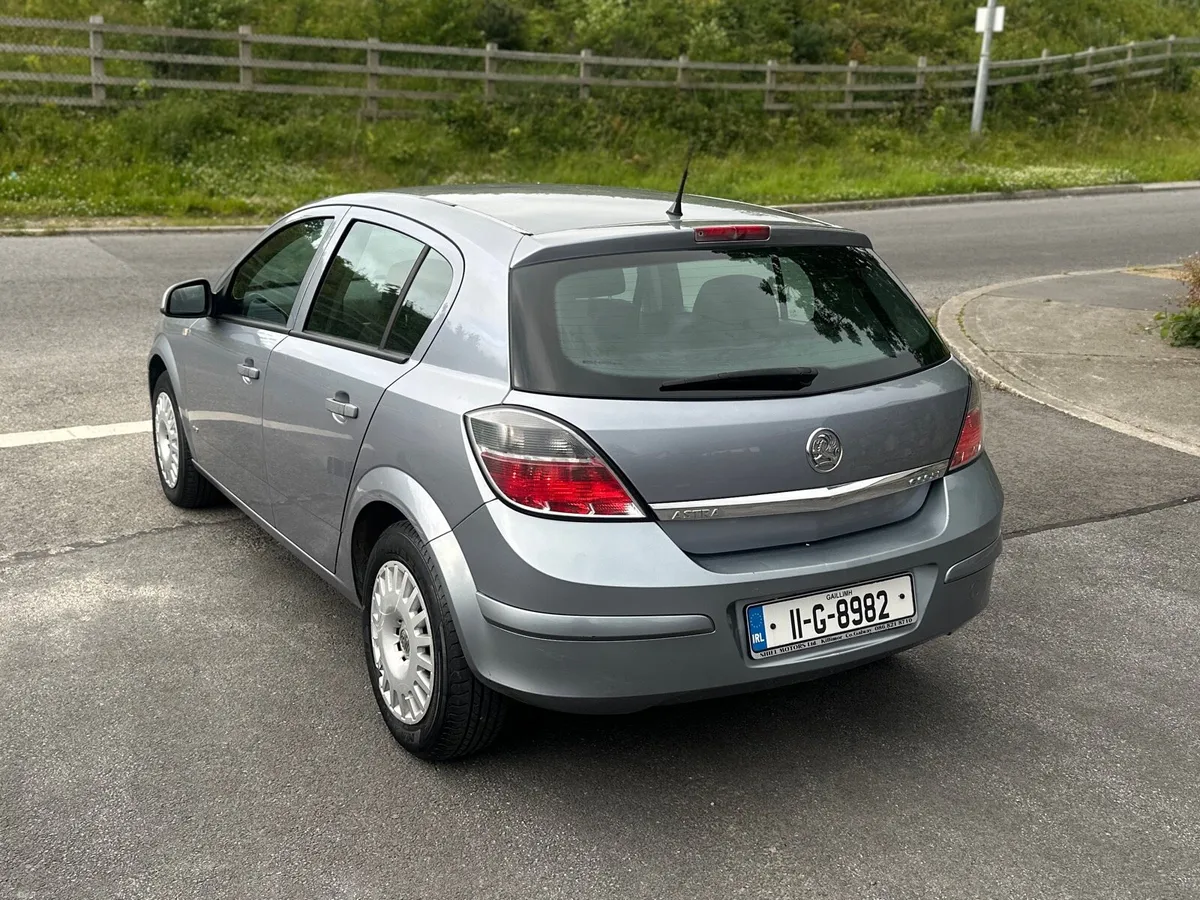 2011 Vauxhall Astra - Image 4