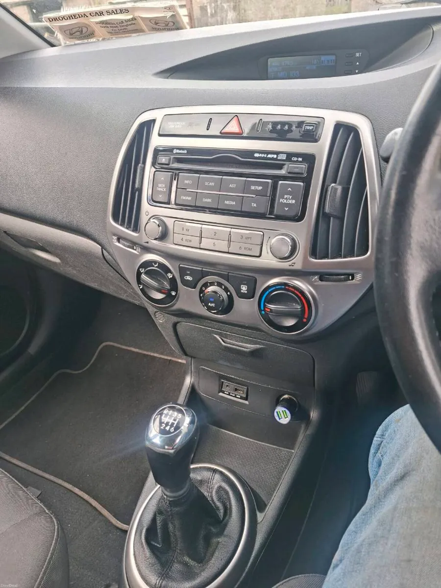 HYUNDAI I20 2013 - Image 6