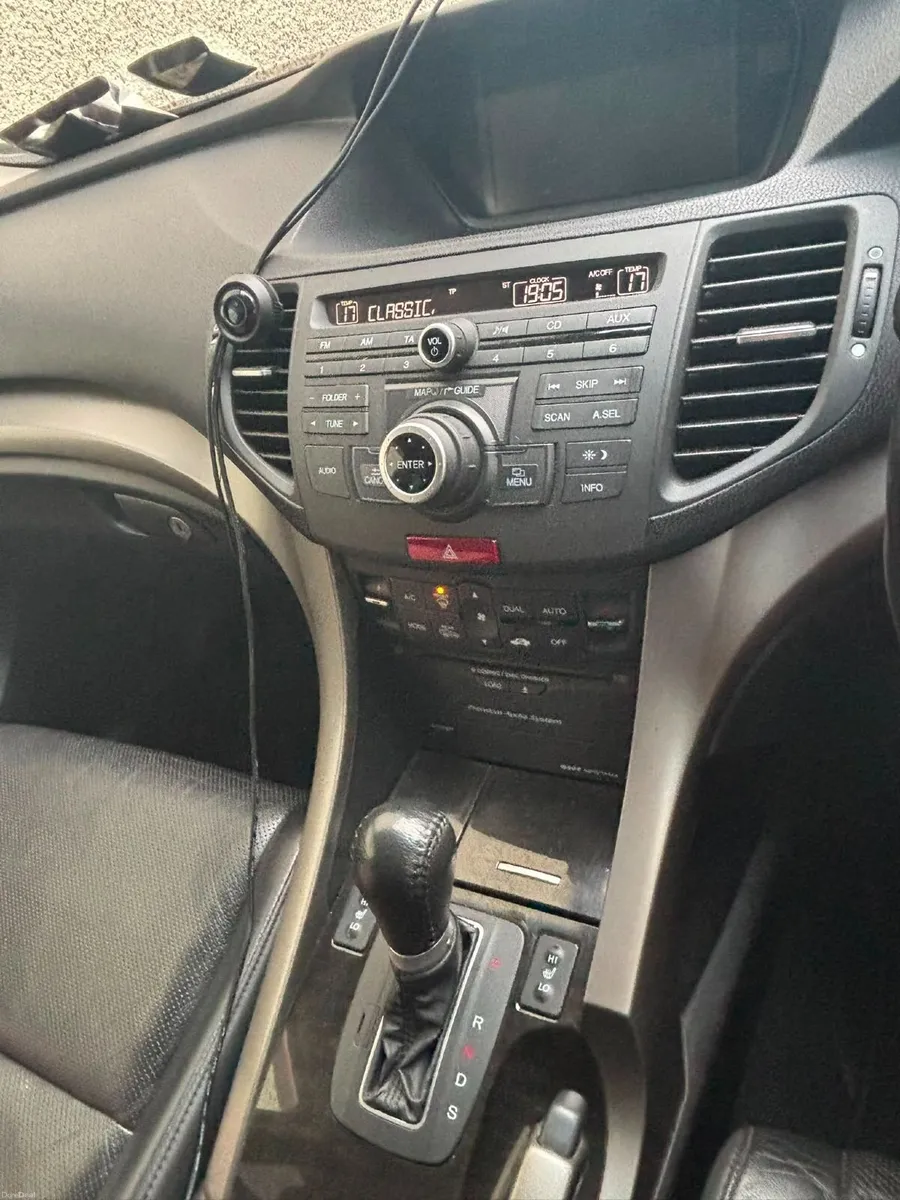 Honda Accord 2.2 Diesel Automatic - Image 5