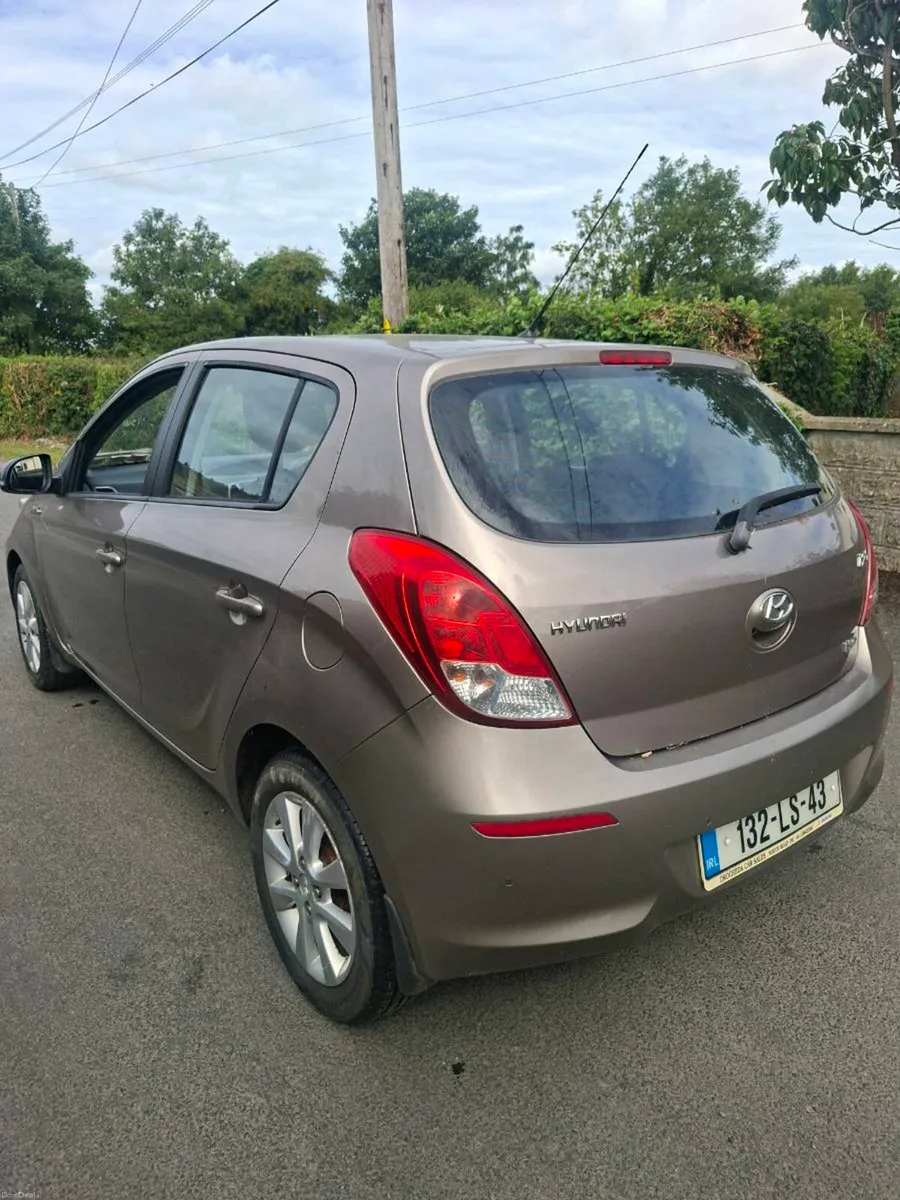 HYUNDAI I20 2013 - Image 4