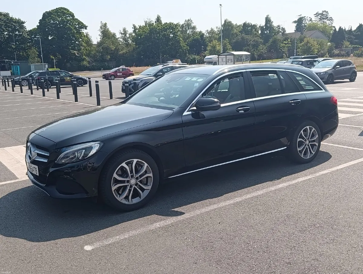 2016 Mercedes Benz C350E Sport 2.0L Hybrid - Image 4