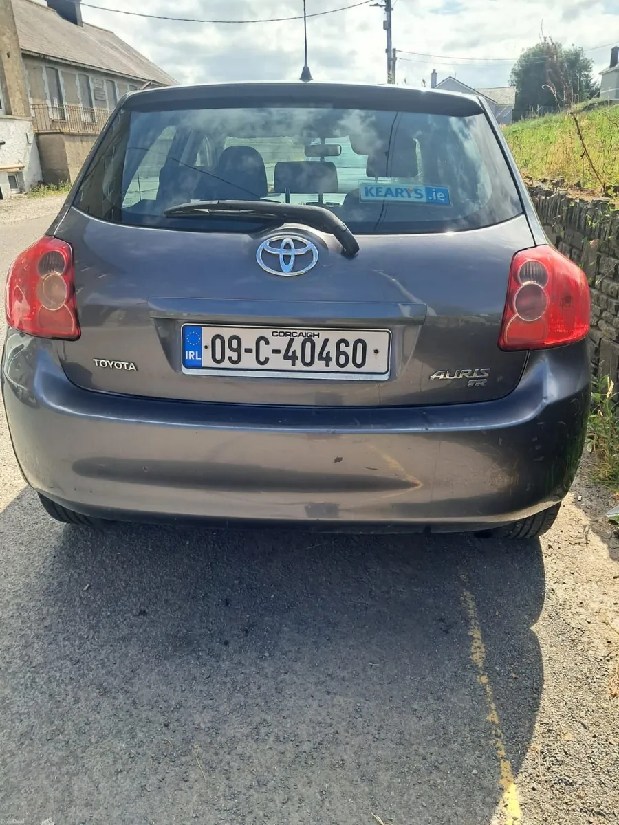 Toyota Auris 2009 - Image 3