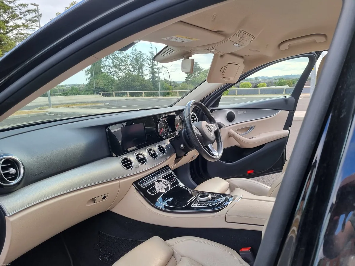 Stunning Mercedes-Benz E-Class - Image 5