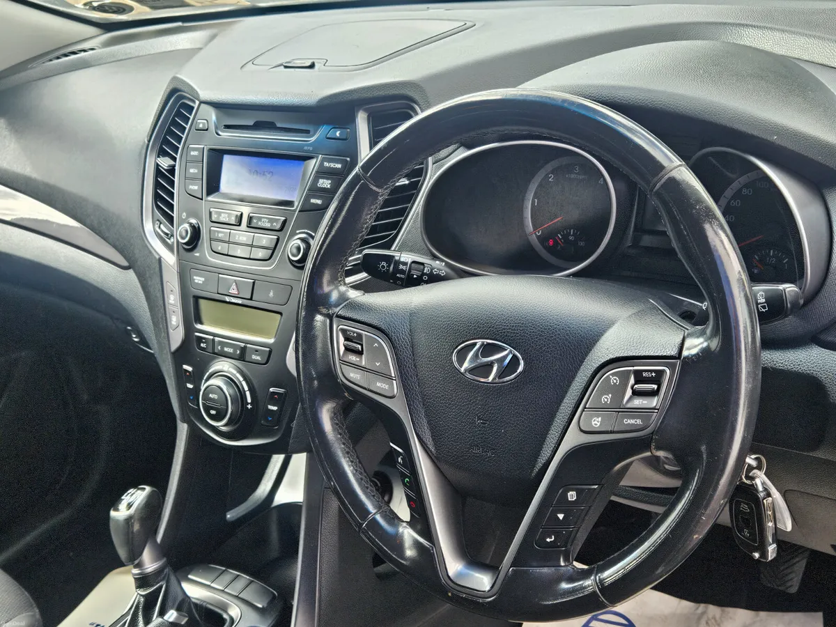 2016 Hyundai Santa Fe | 7 Seater, 2.2 Diesel - Image 5