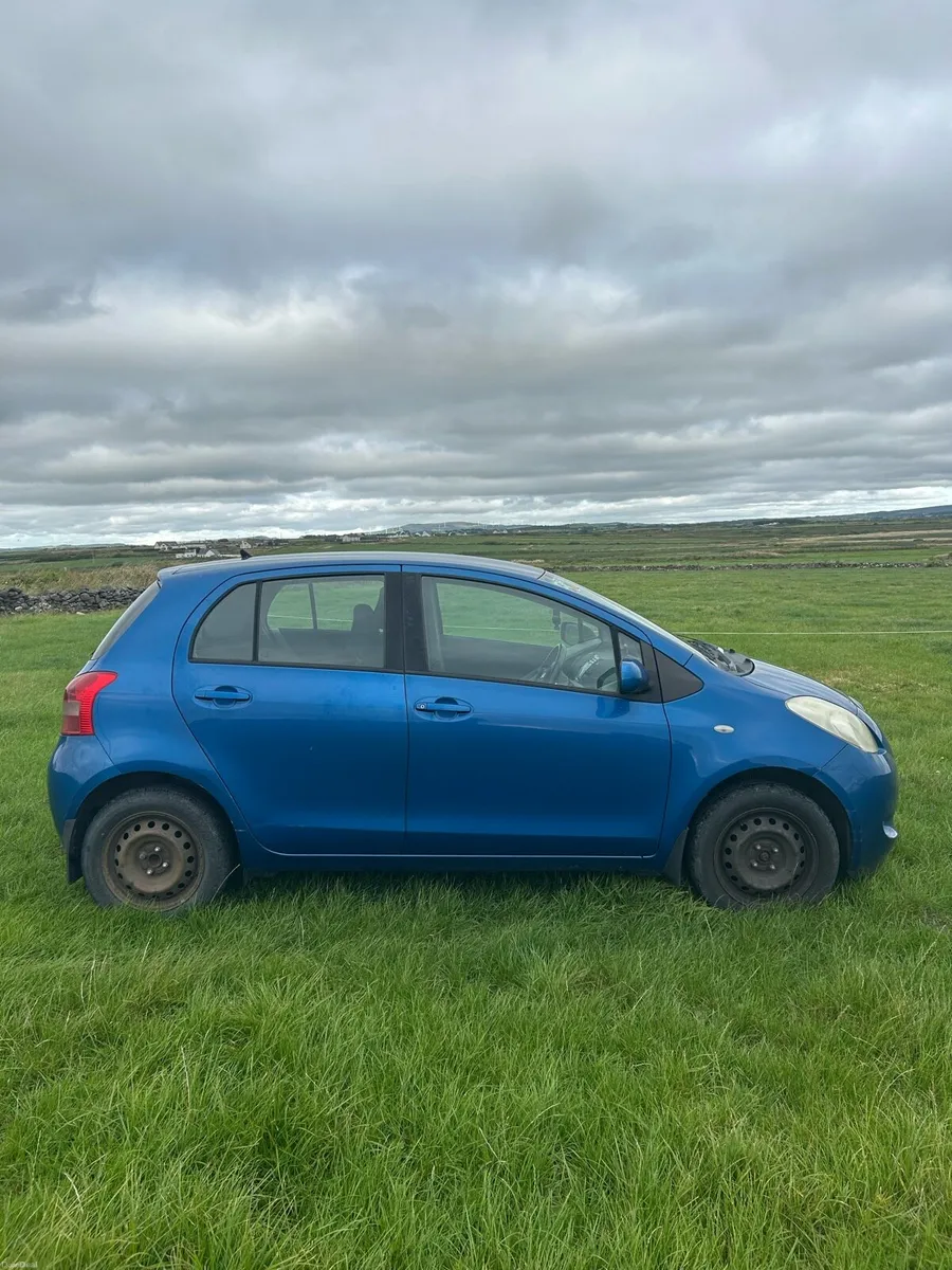 Toyota Yaris - Image 2