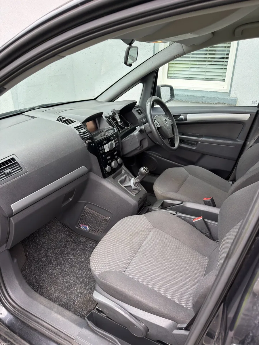 Opel Zafira - Image 5