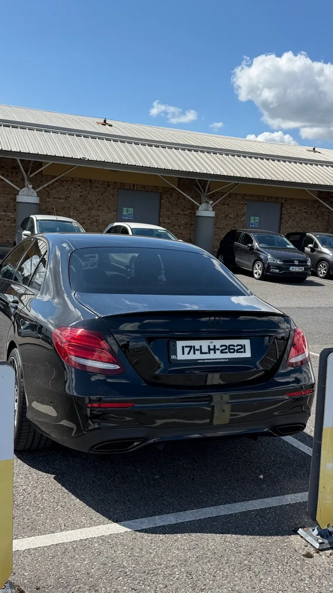 E Class AMG 220 D 117km - Image 3