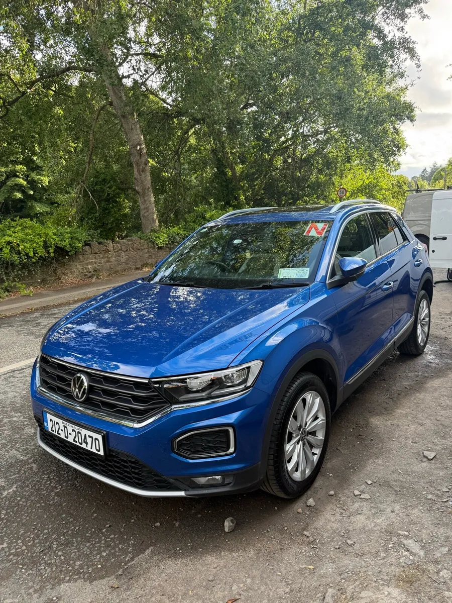 Volkswagen T-Roc Sport 1.5 TSI Automatic - Image 1