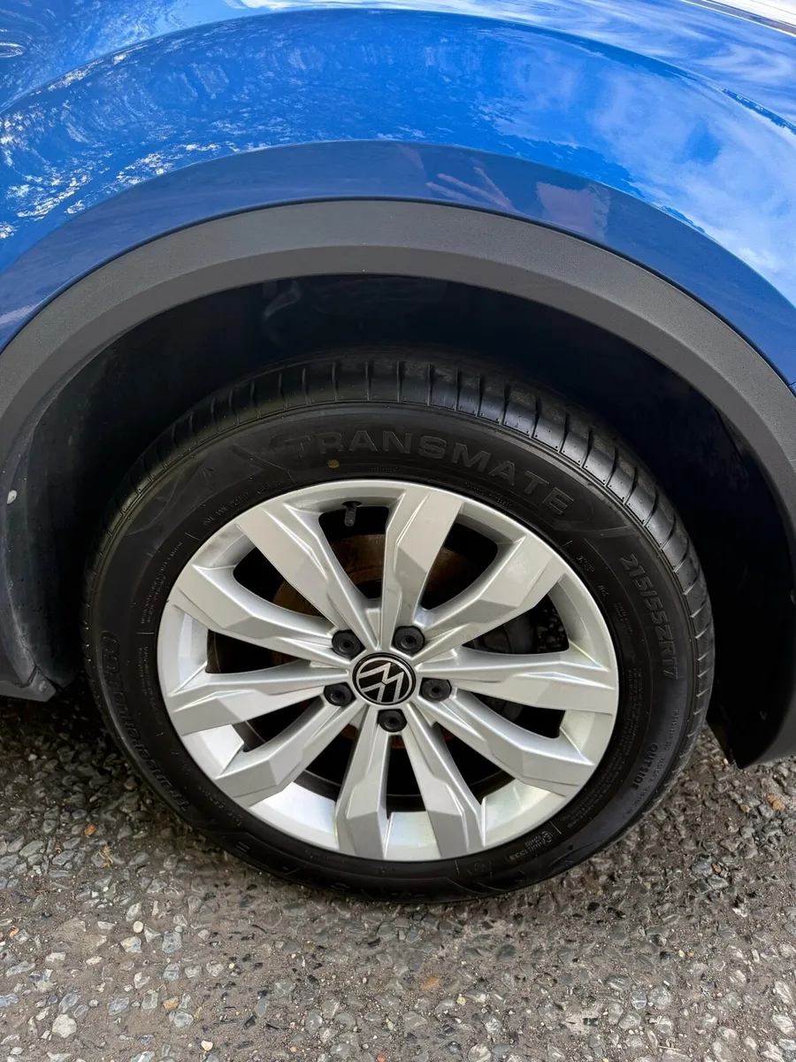 Volkswagen T-Roc Sport 1.5 TSI Automatic - Image 3
