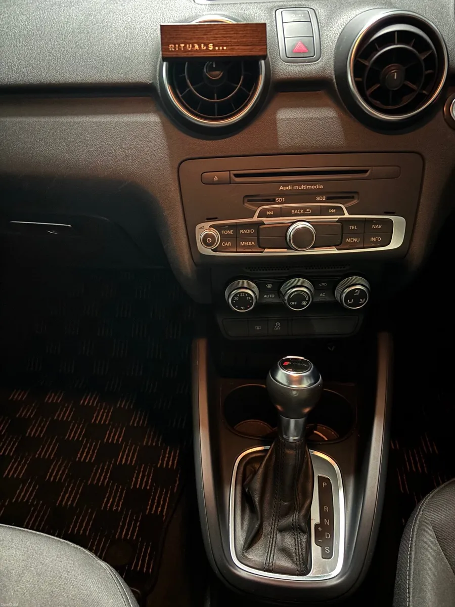 Audi A1 2012 - Image 2
